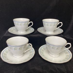 EUC Lot of 4 Sets, Yong Sheng Porcelain Company Bluebell Tea Cup and Saucer Sets